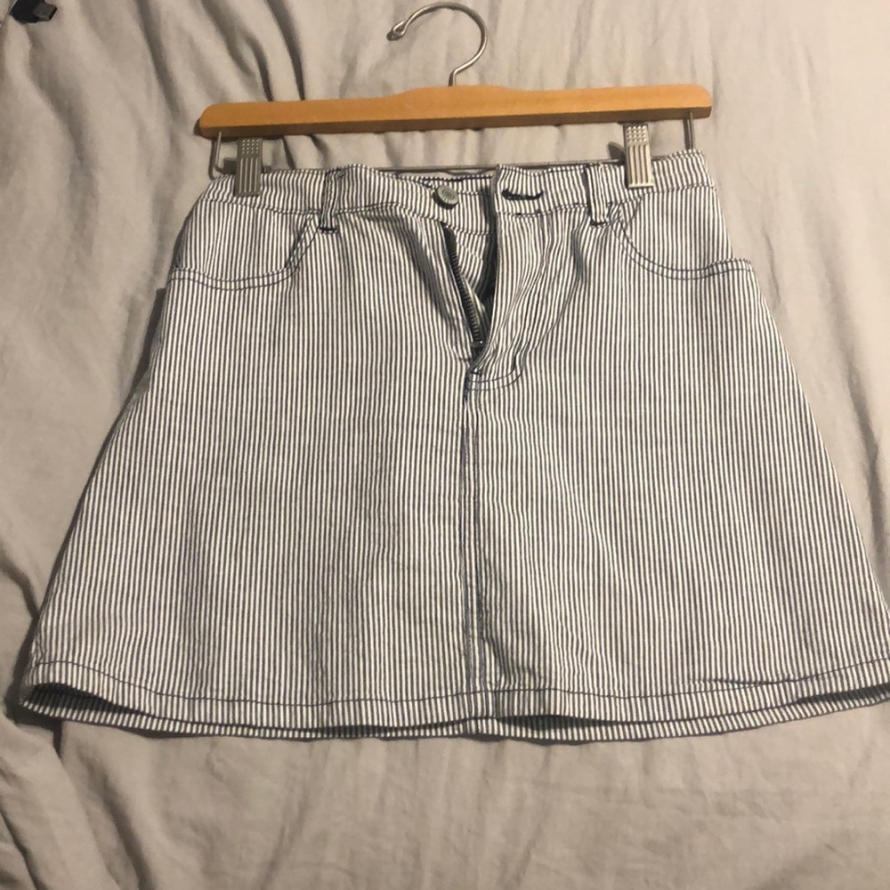mini skirt